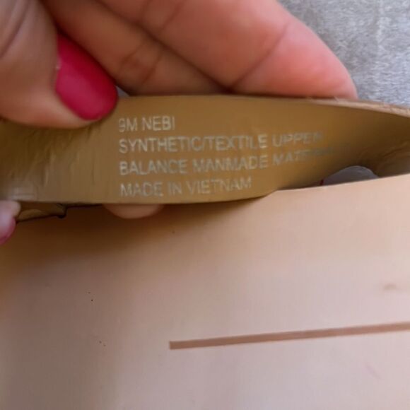 Dolce Vita Sz 9 Nevitt Yellow Animal Print Sandal EUC - Picture 11 of 11